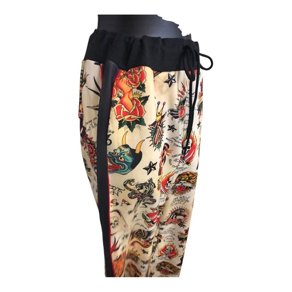 Ed Hardy Y2K throwback iconic Ed Hardy graphic print multi Track Pants size S - Picture 11 of 13